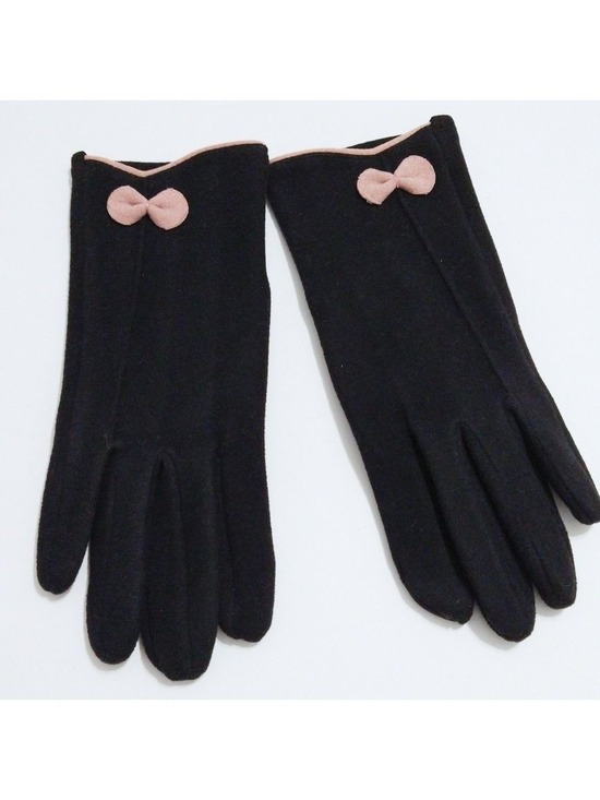 Accessories - NWT Women's Faux Suede Black Gloves